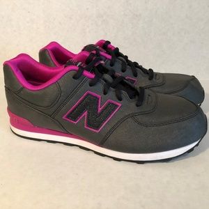 New Balance 574 Size 7 Kids Grade School Women 8.5